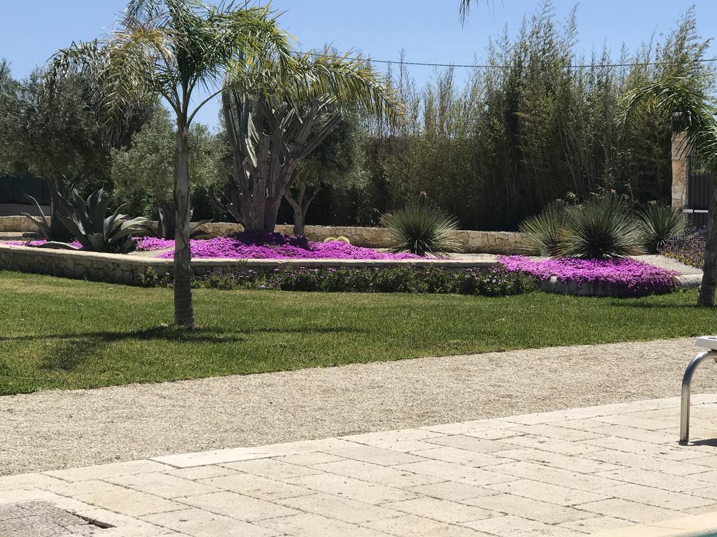 Mythos Holidays & Events Сиракузы Экстерьер фото